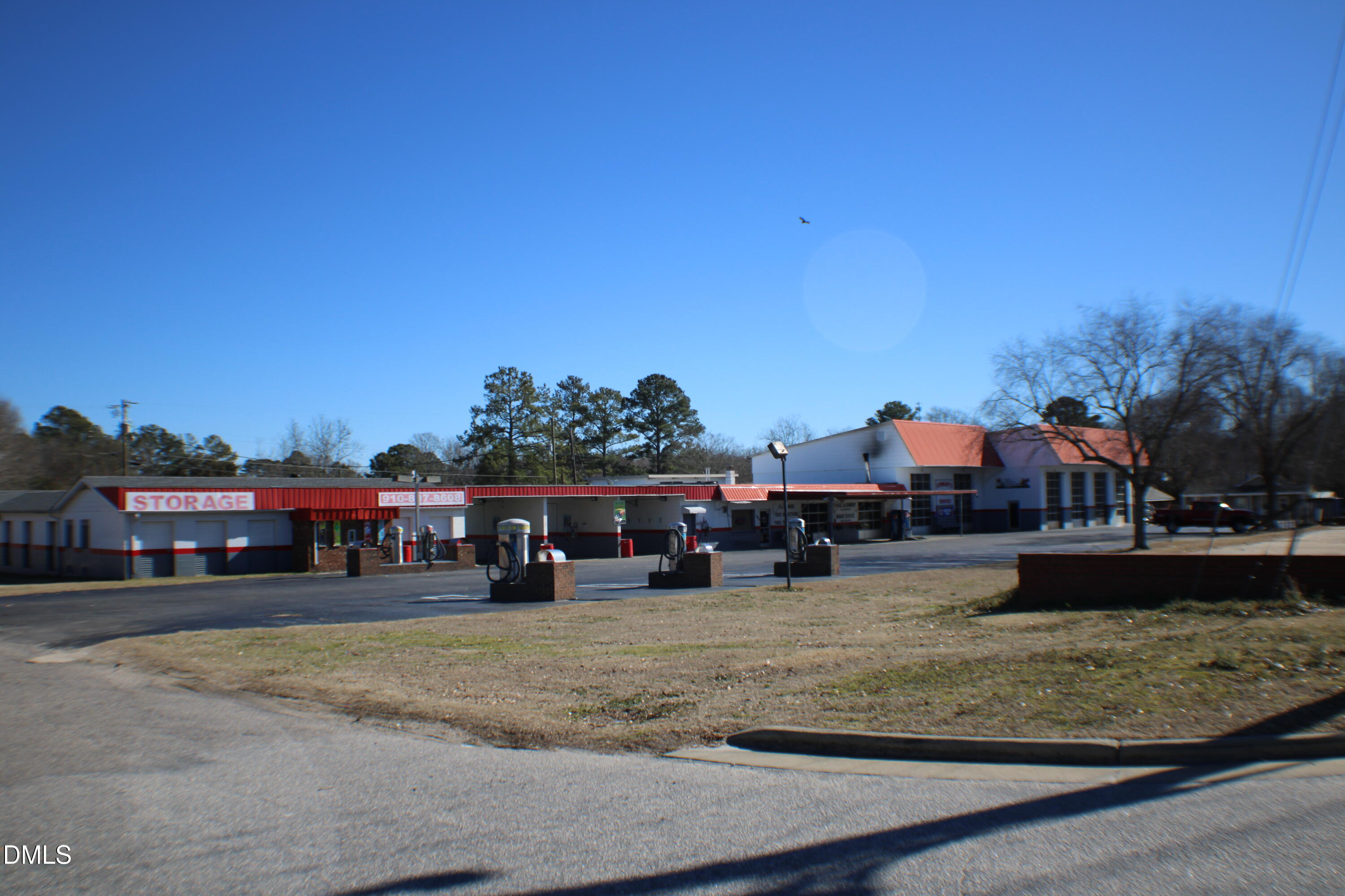 main property photo 20