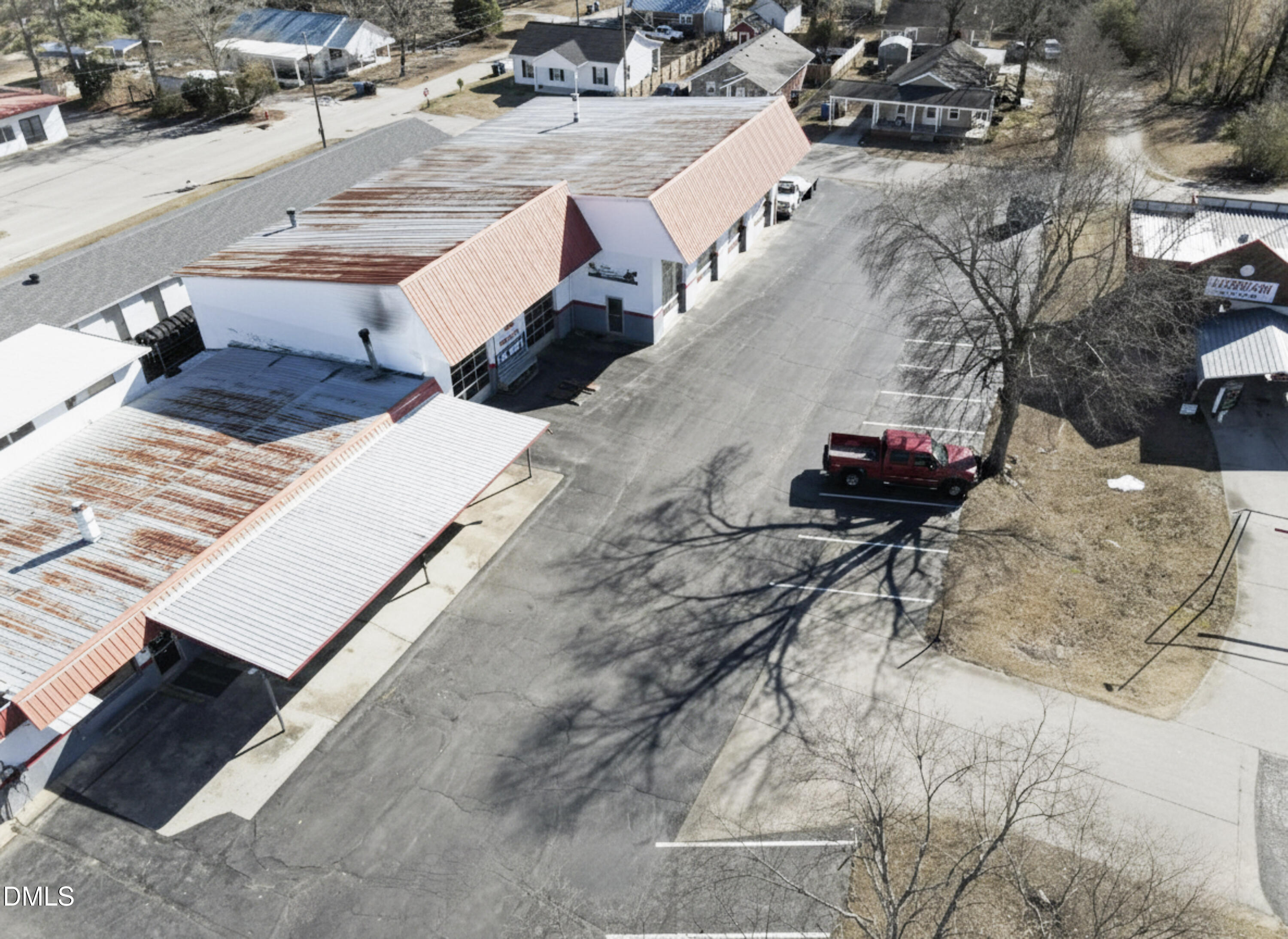 main property photo 6