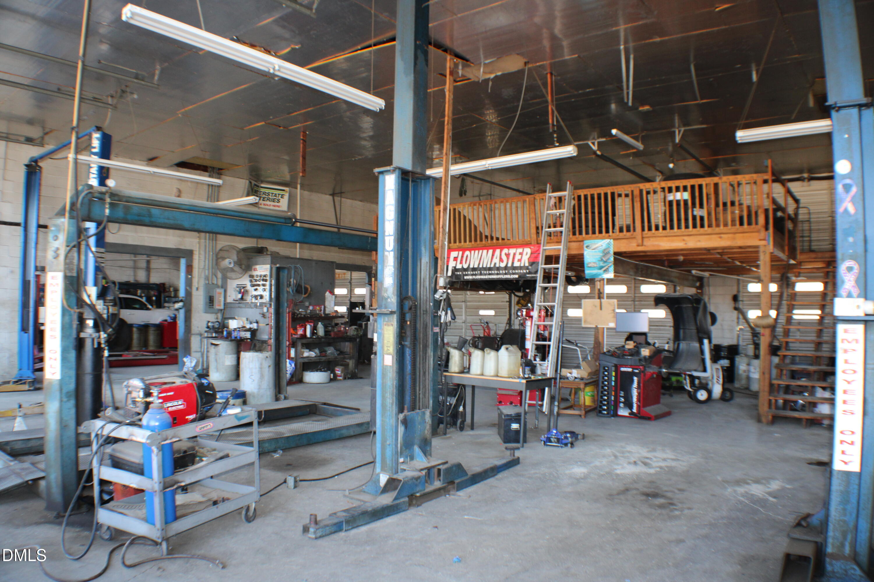 main property photo 71