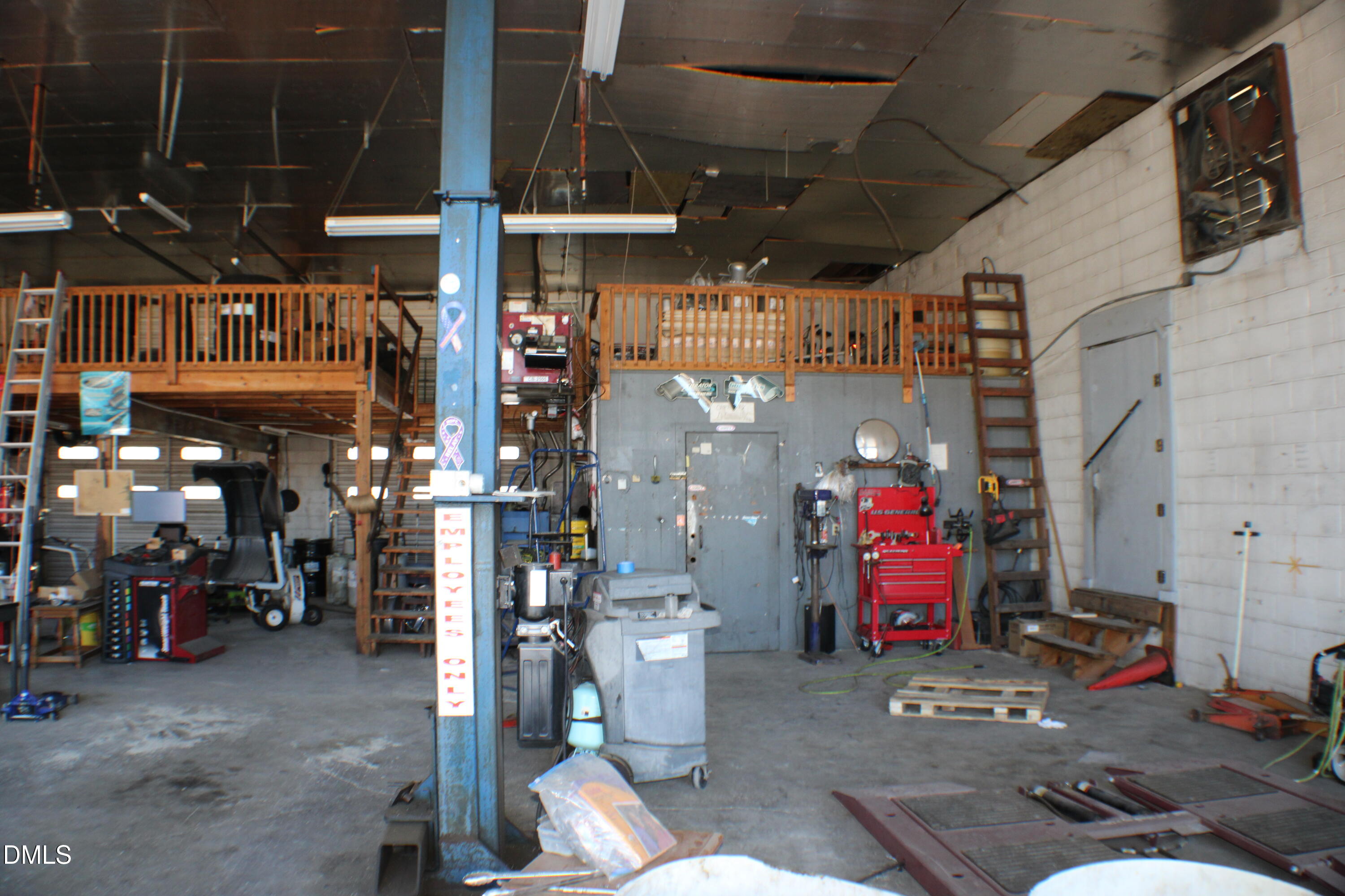main property photo 77