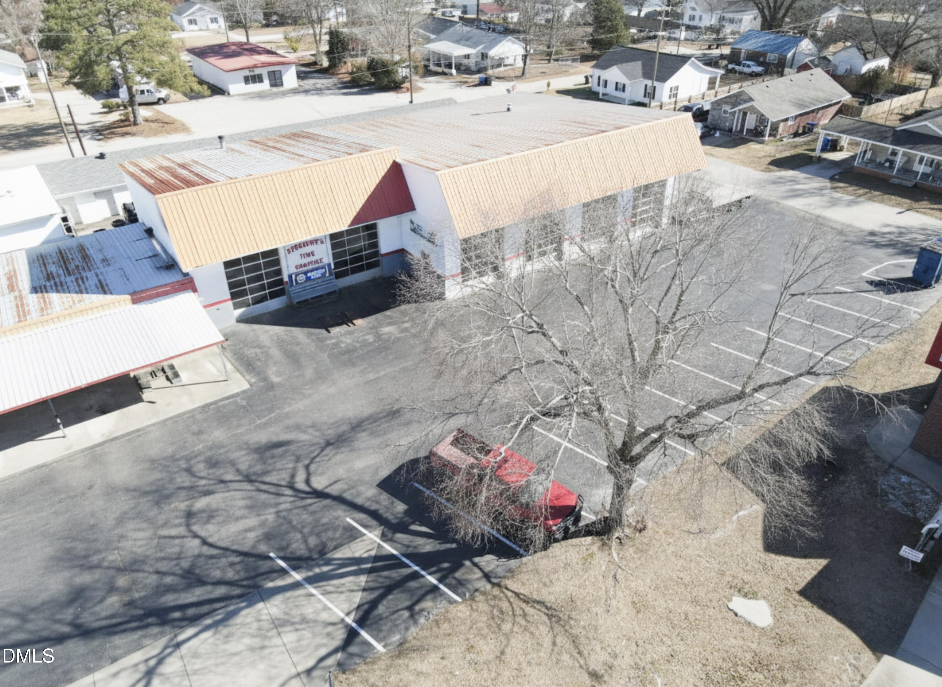 main property photo 9