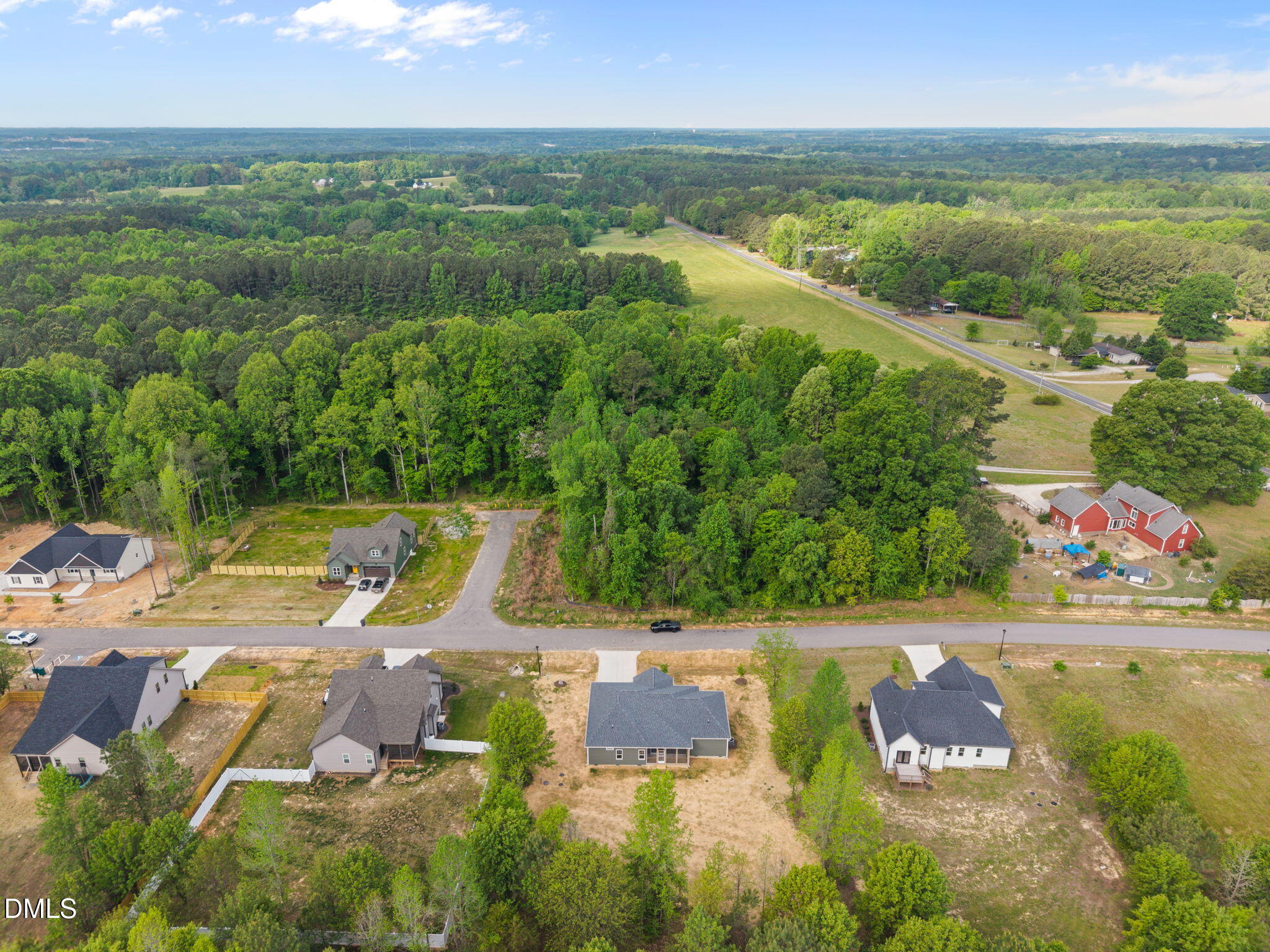 main property photo 33