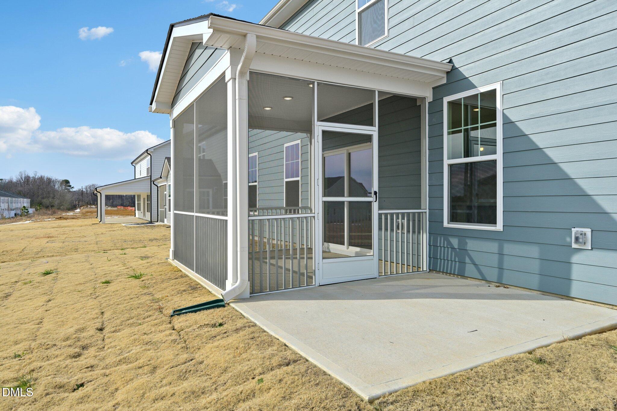 main property photo 32