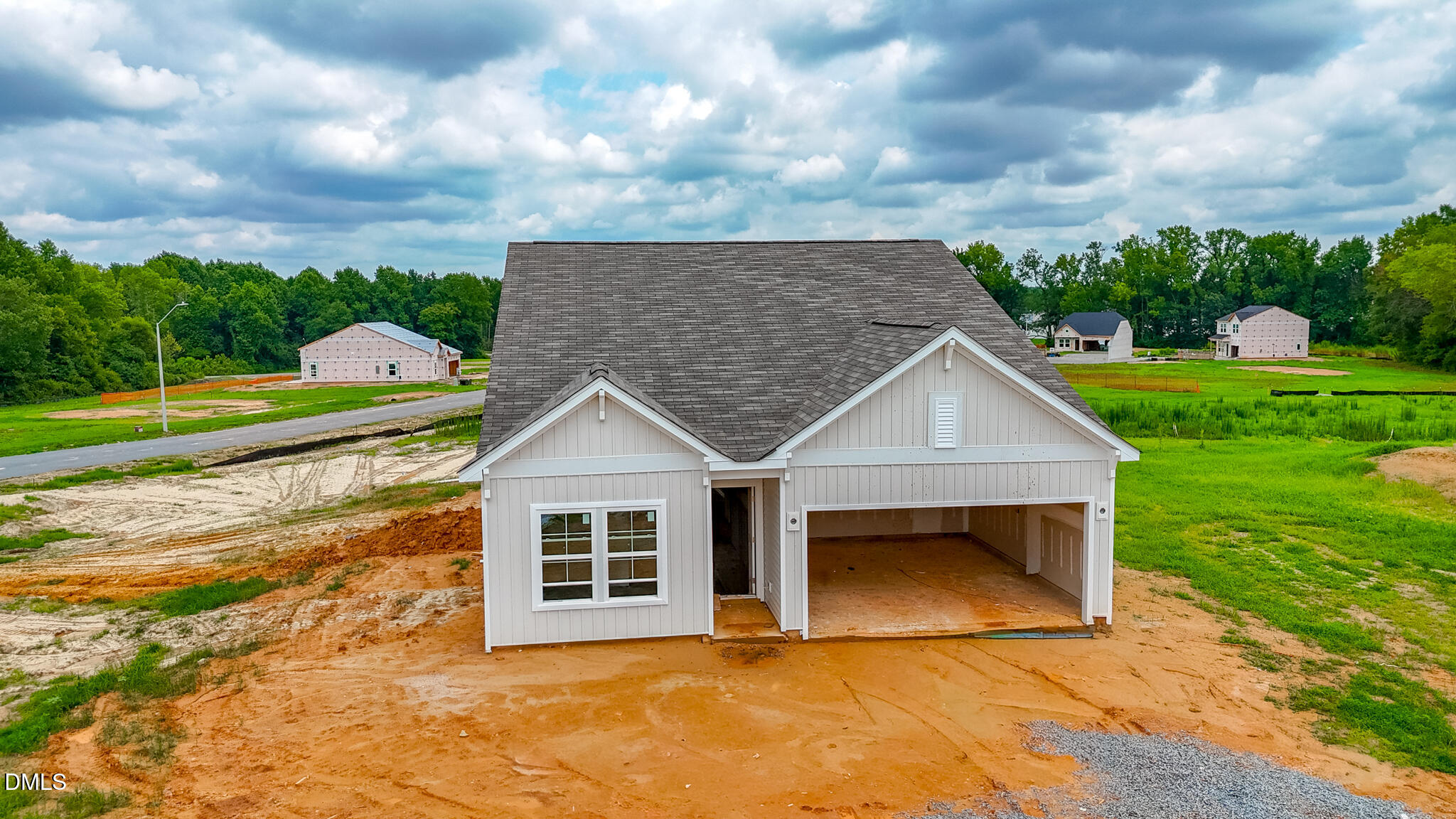 main property photo 5