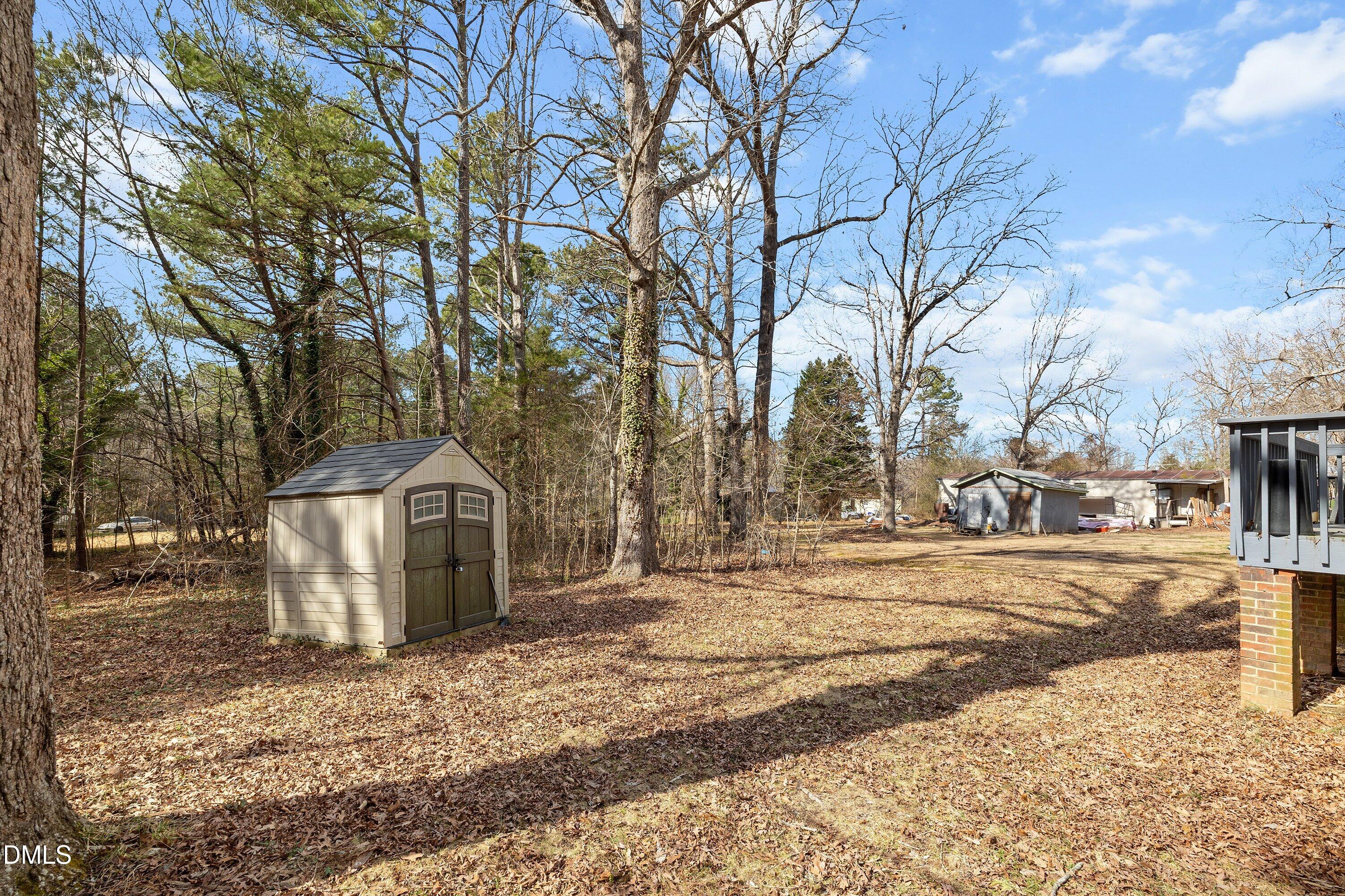 main property photo 27
