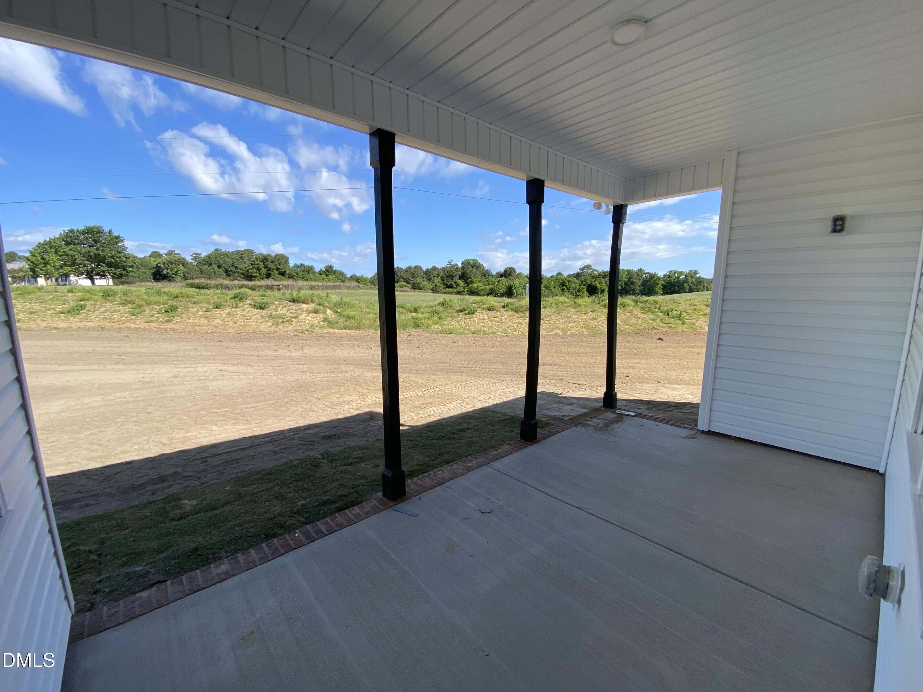 main property photo 24