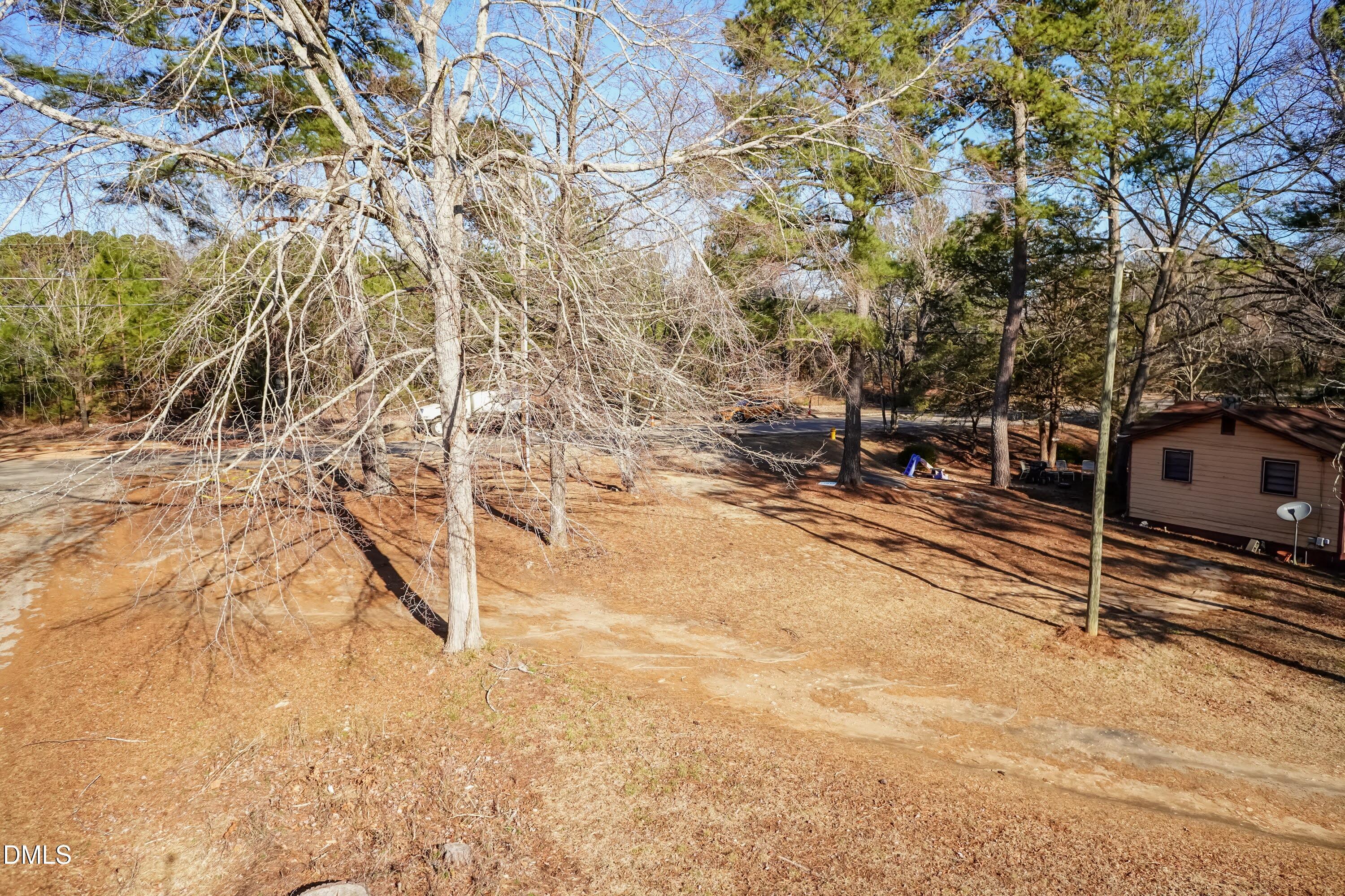 main property photo 9