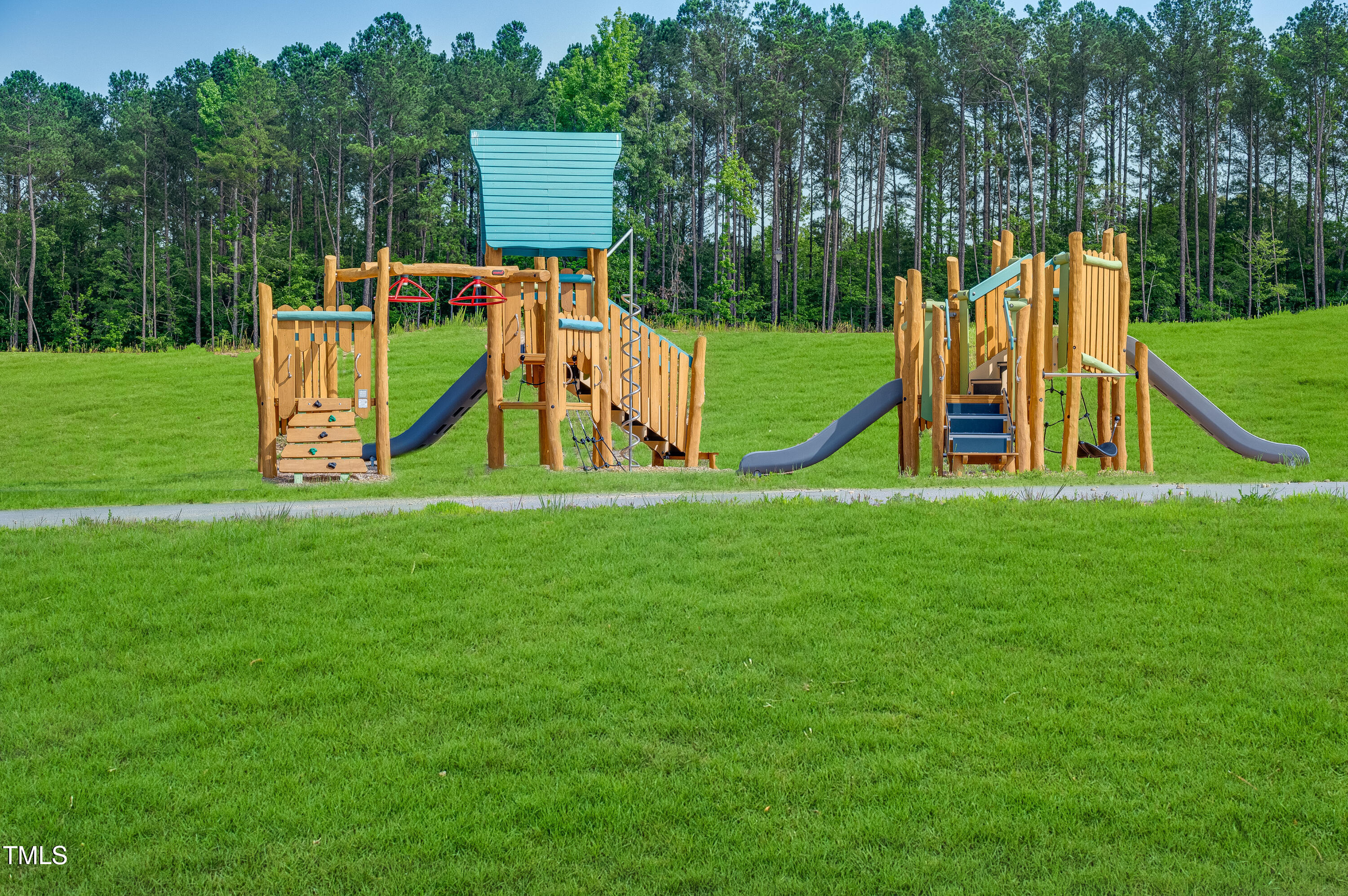 main property photo 64