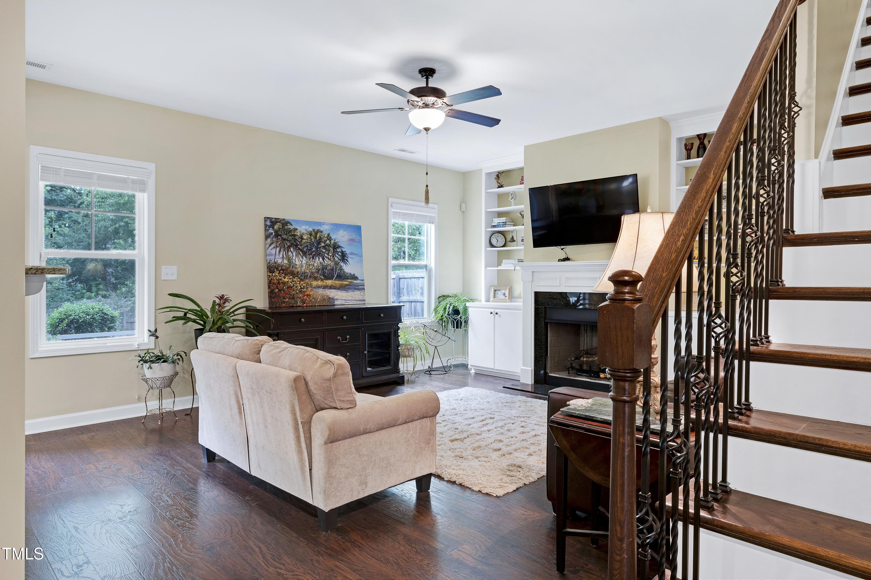 property viewer photo 10