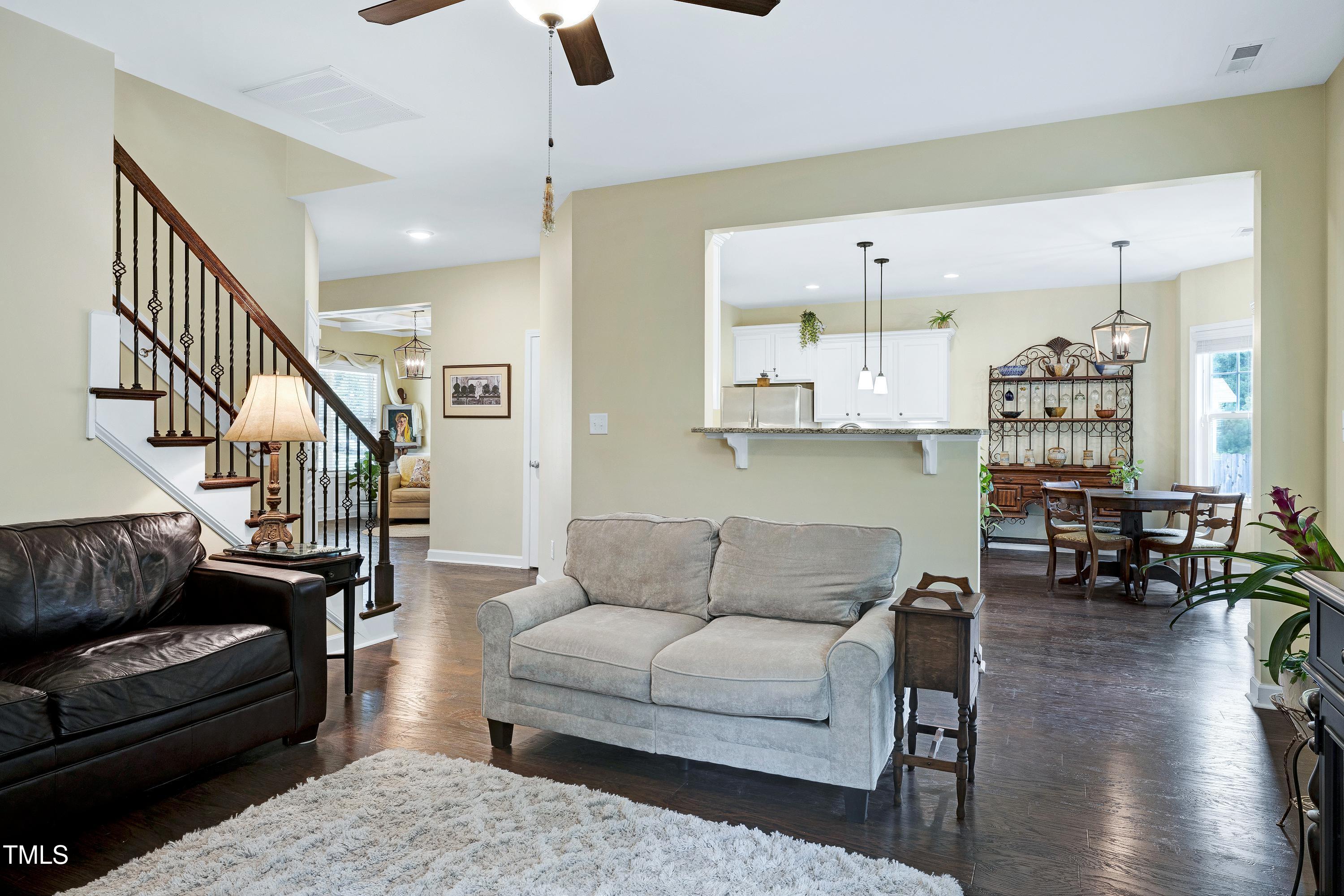 property viewer photo 15