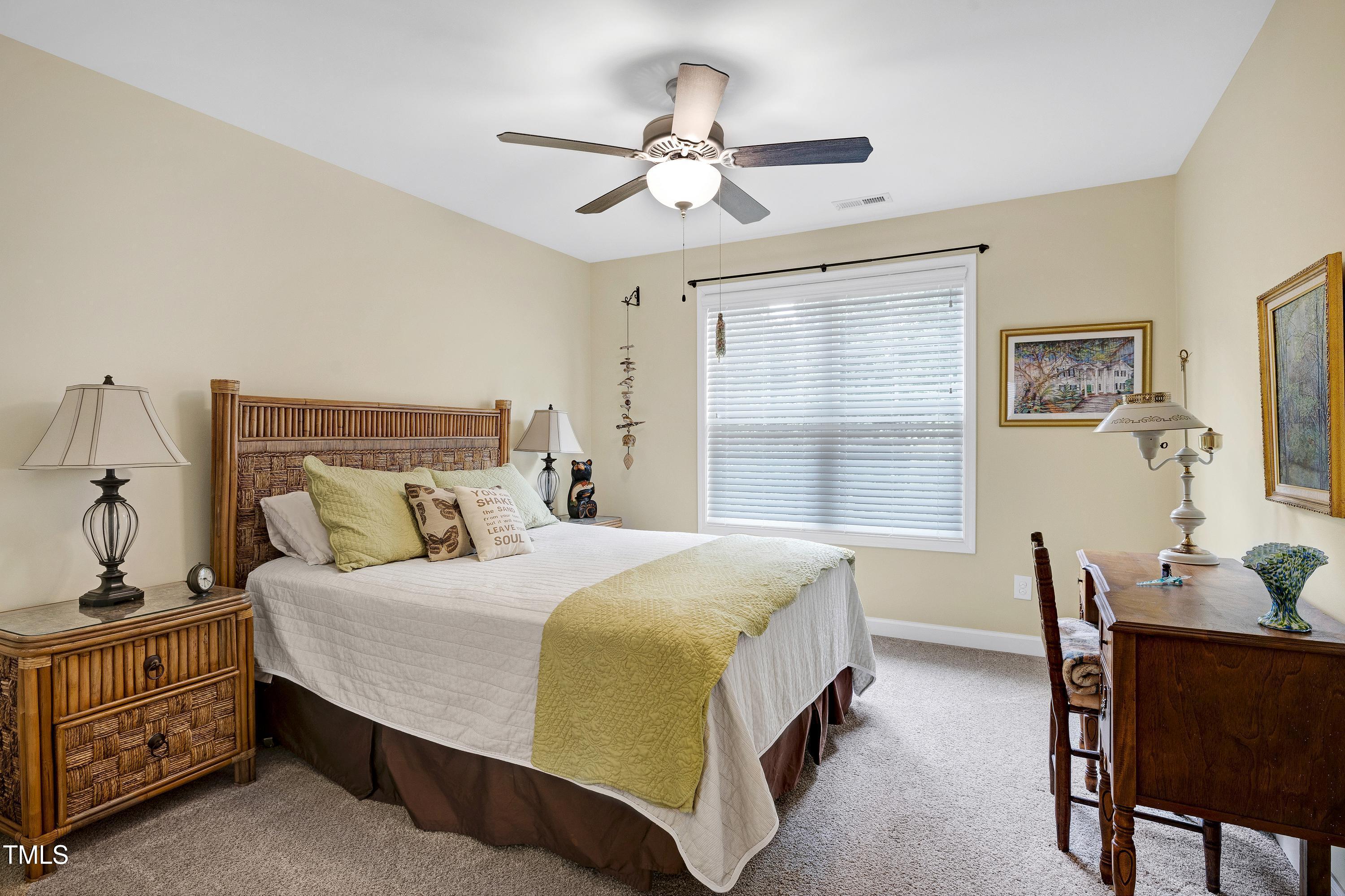property viewer photo 30