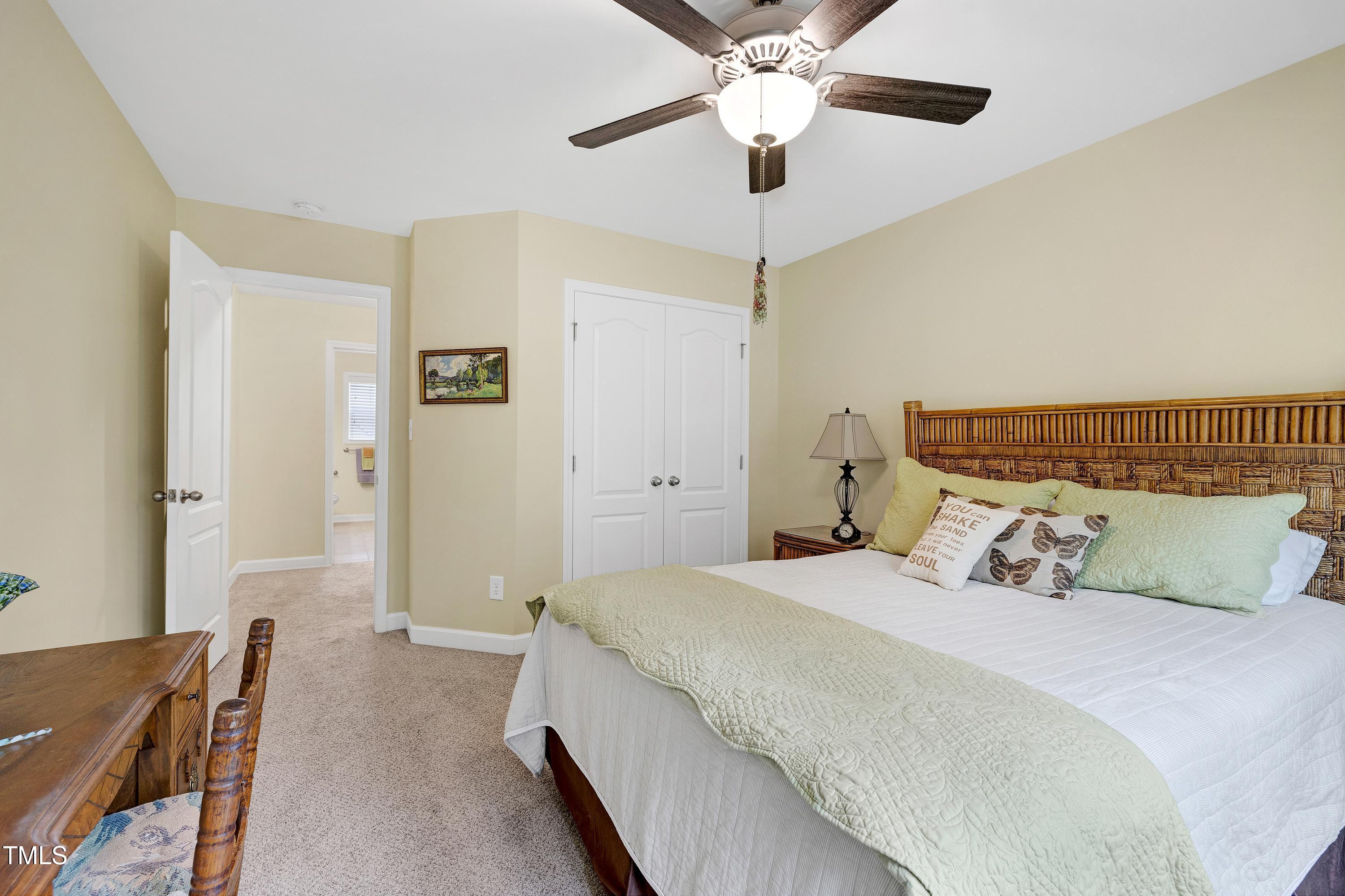 property viewer photo 31