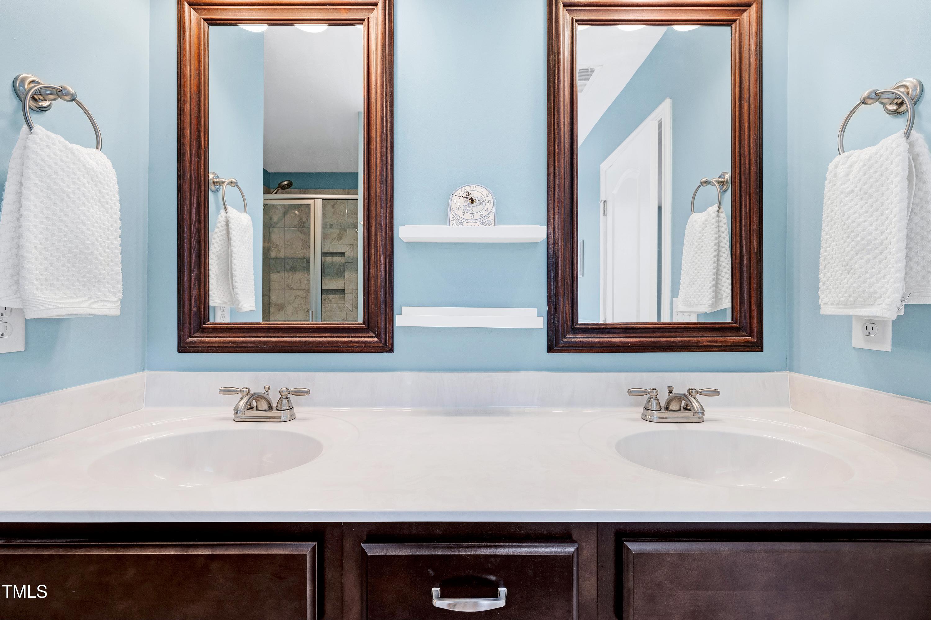 property viewer photo 33