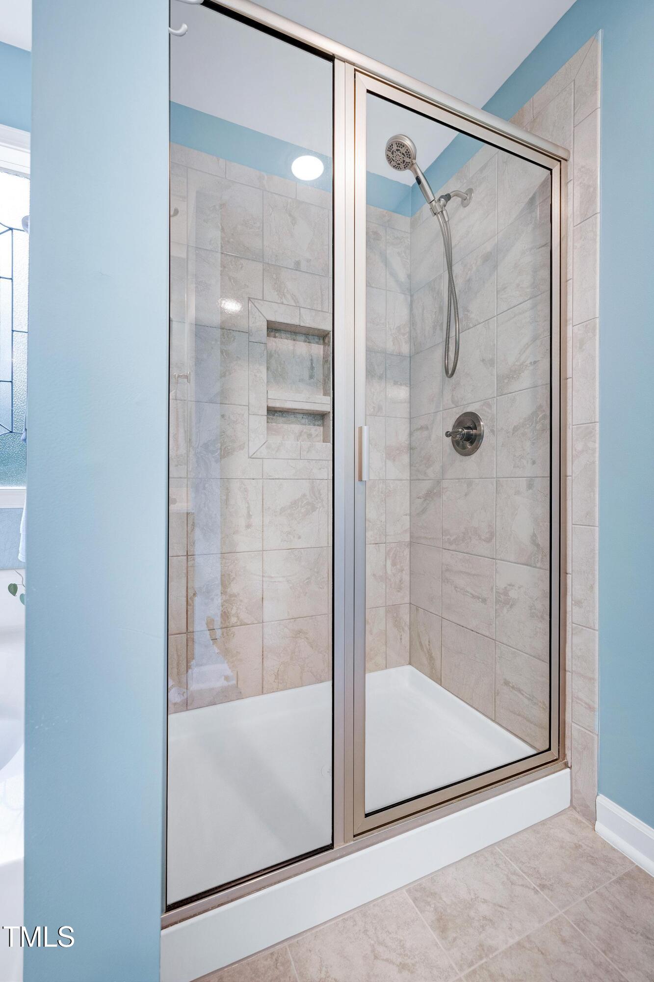 property viewer photo 35