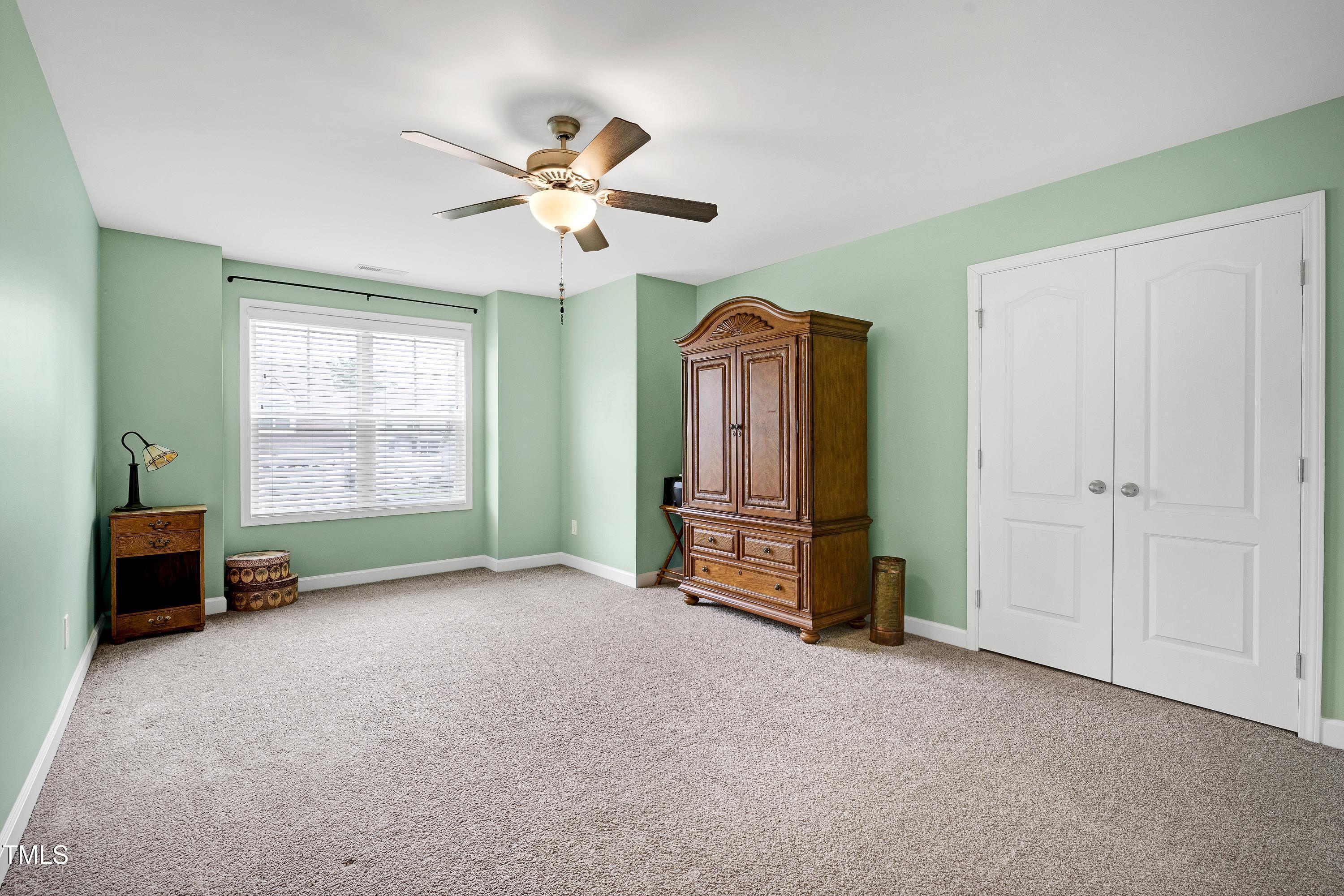 property viewer photo 38