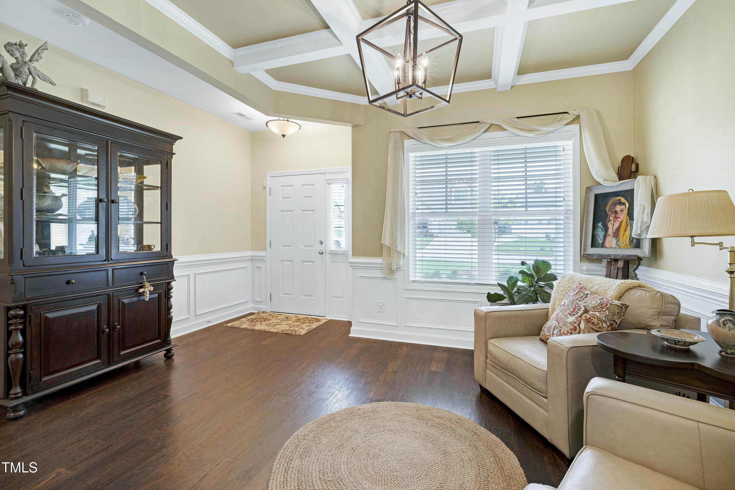 property viewer photo 7