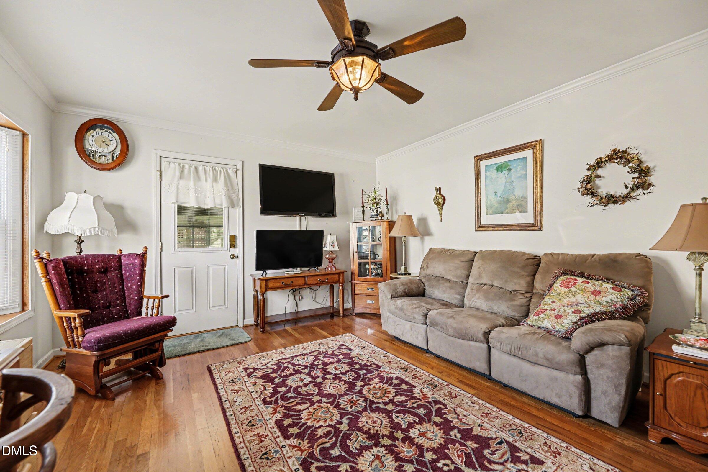 property viewer photo 2