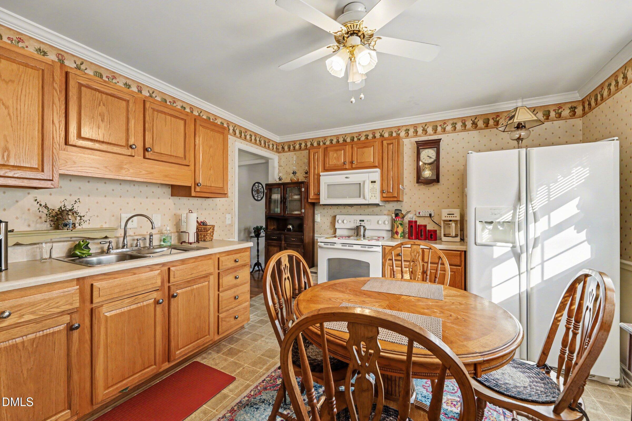 property viewer photo 8
