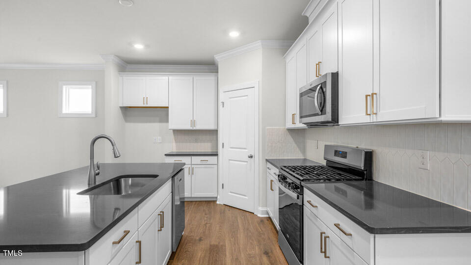 property viewer photo 11