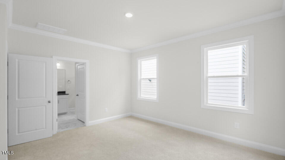 property viewer photo 18
