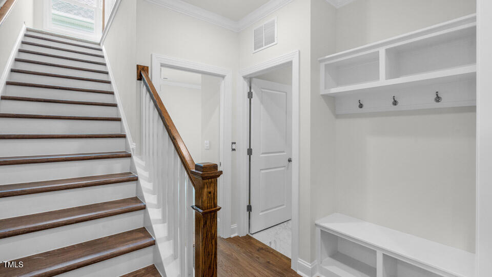 property viewer photo 2
