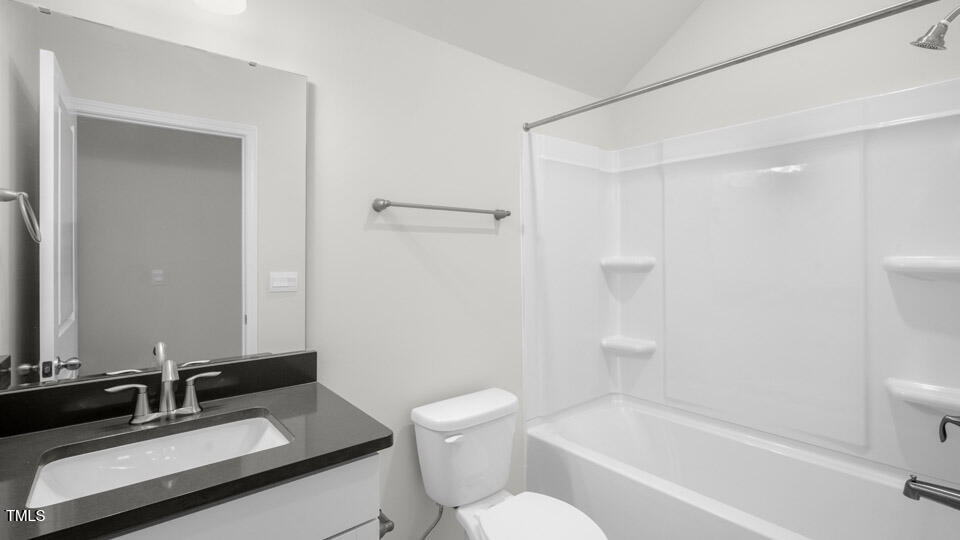 property viewer photo 27