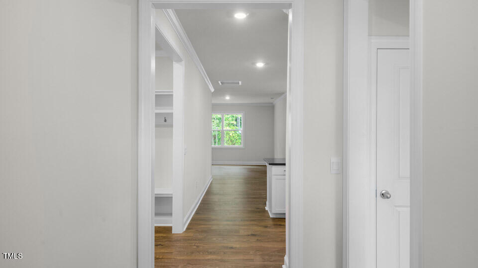 property viewer photo 3