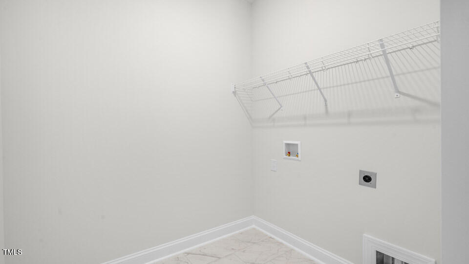 property viewer photo 31