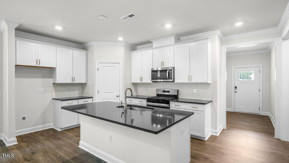 property viewer photo 6