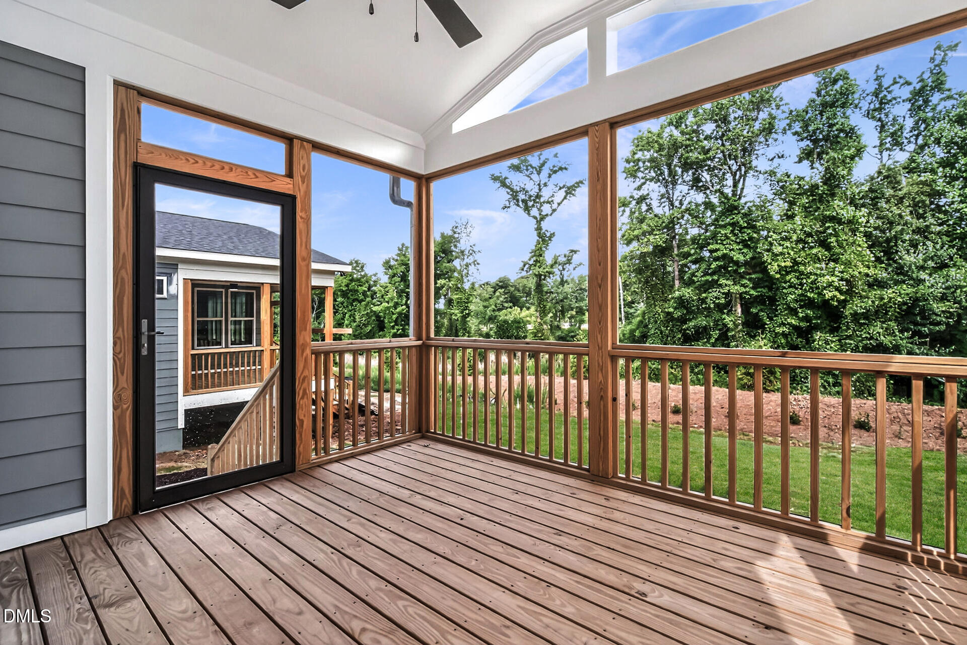 main property photo 49