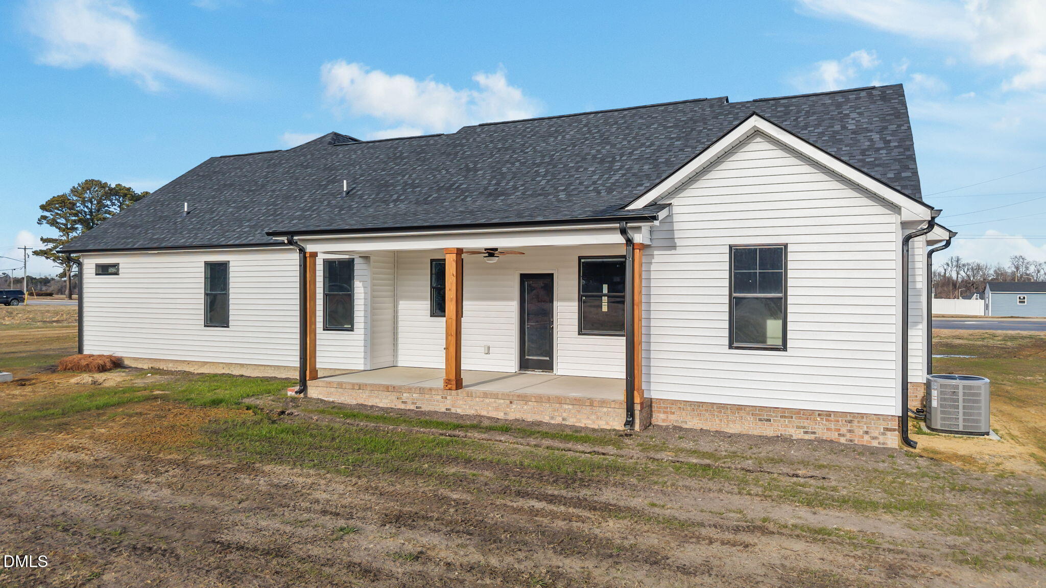 main property photo 38