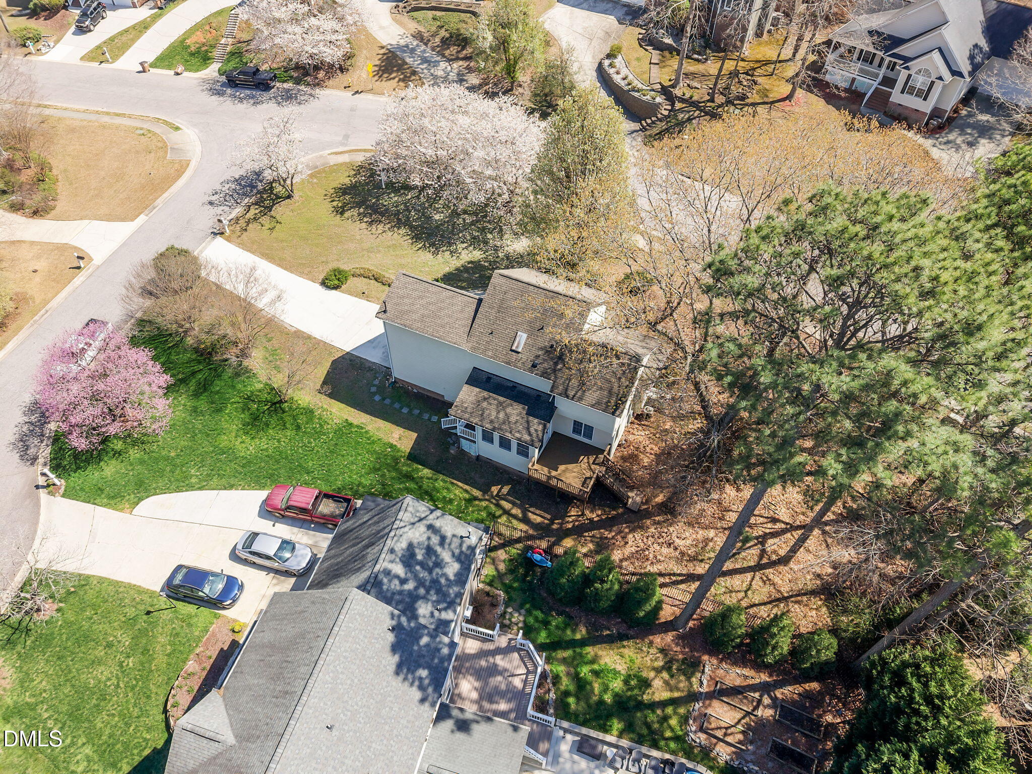main property photo 43