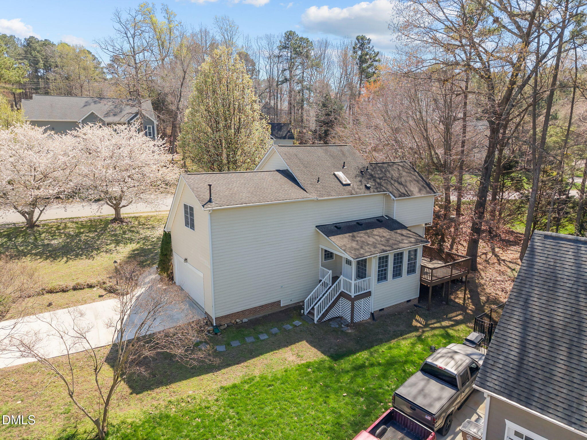 main property photo 46