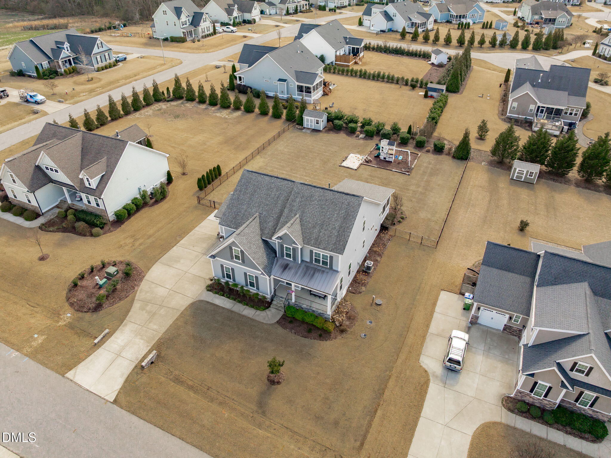 main property photo 51