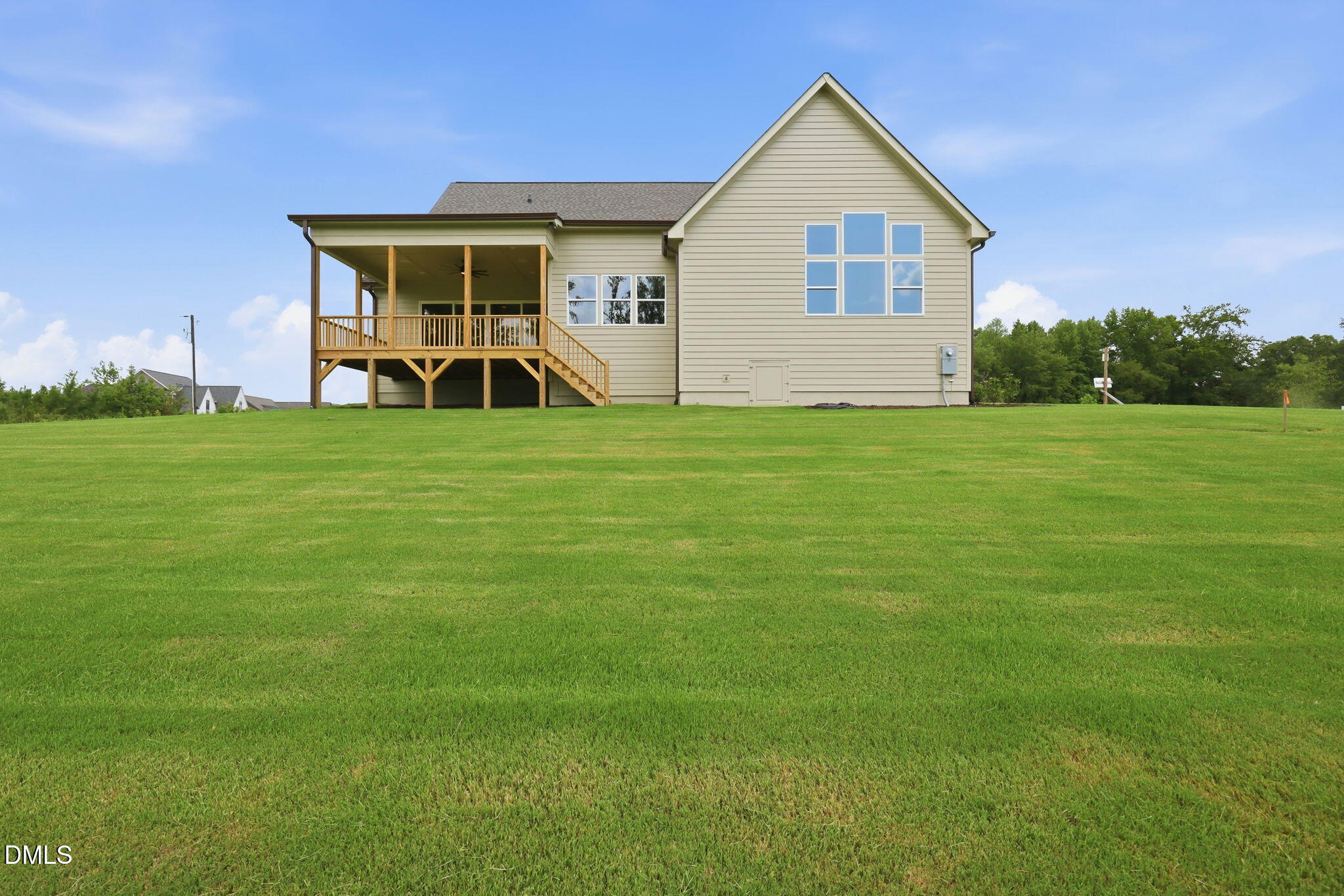 main property photo 38