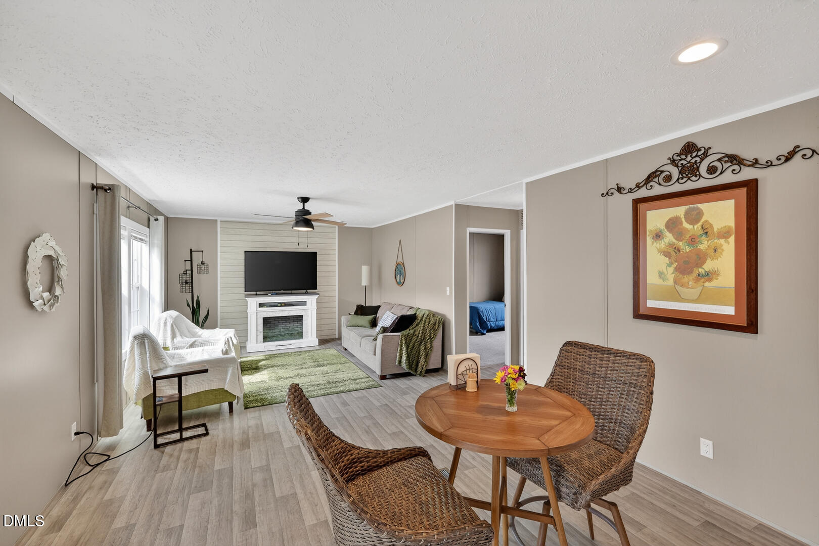 main property photo 75