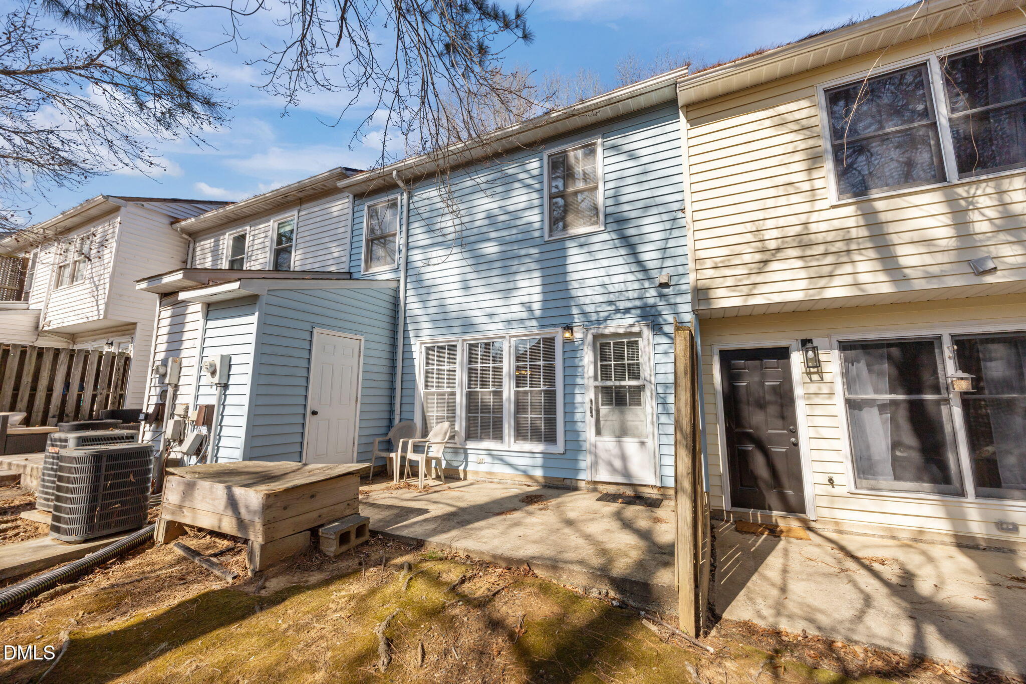 main property photo 16
