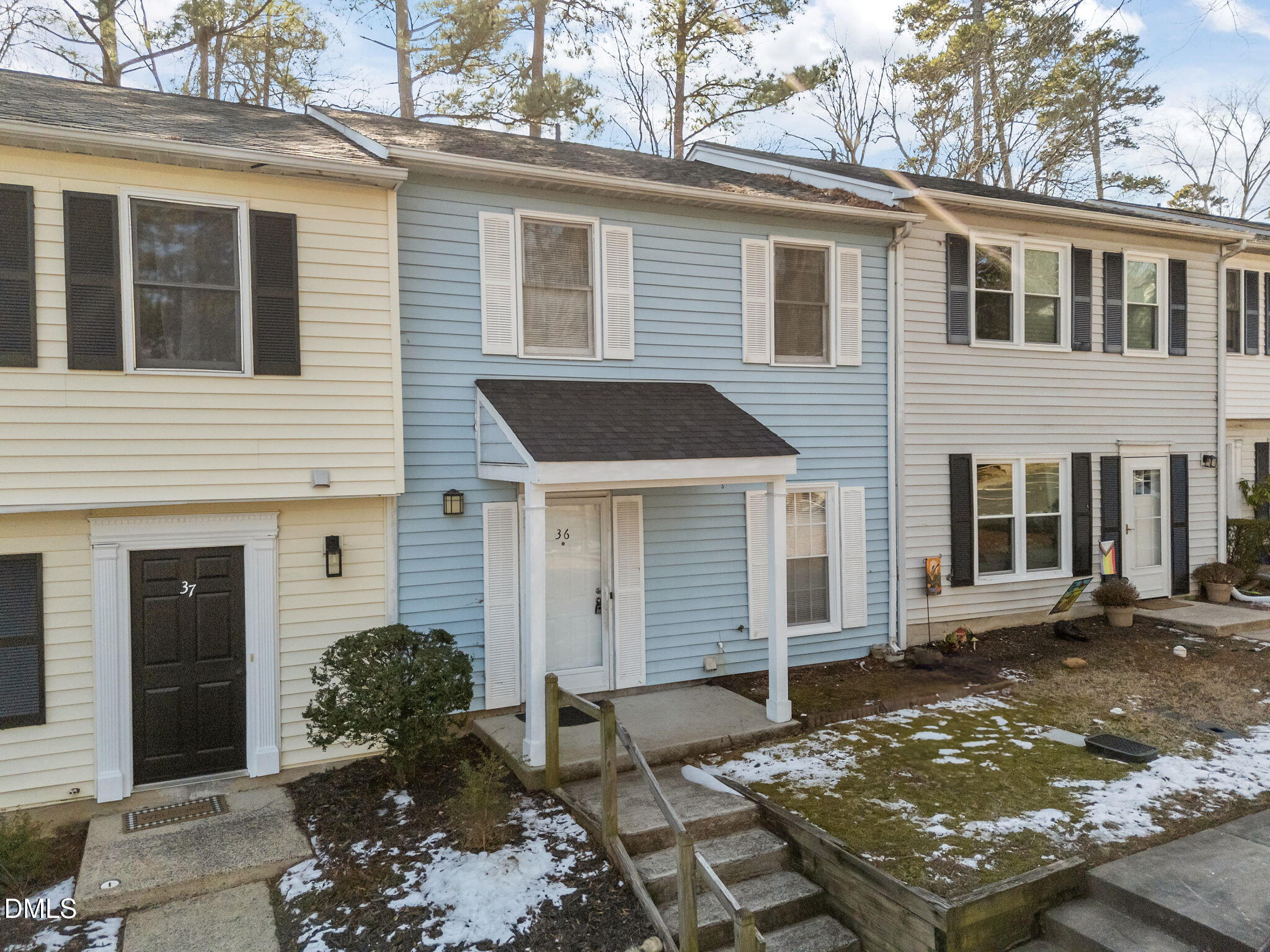 main property photo 20