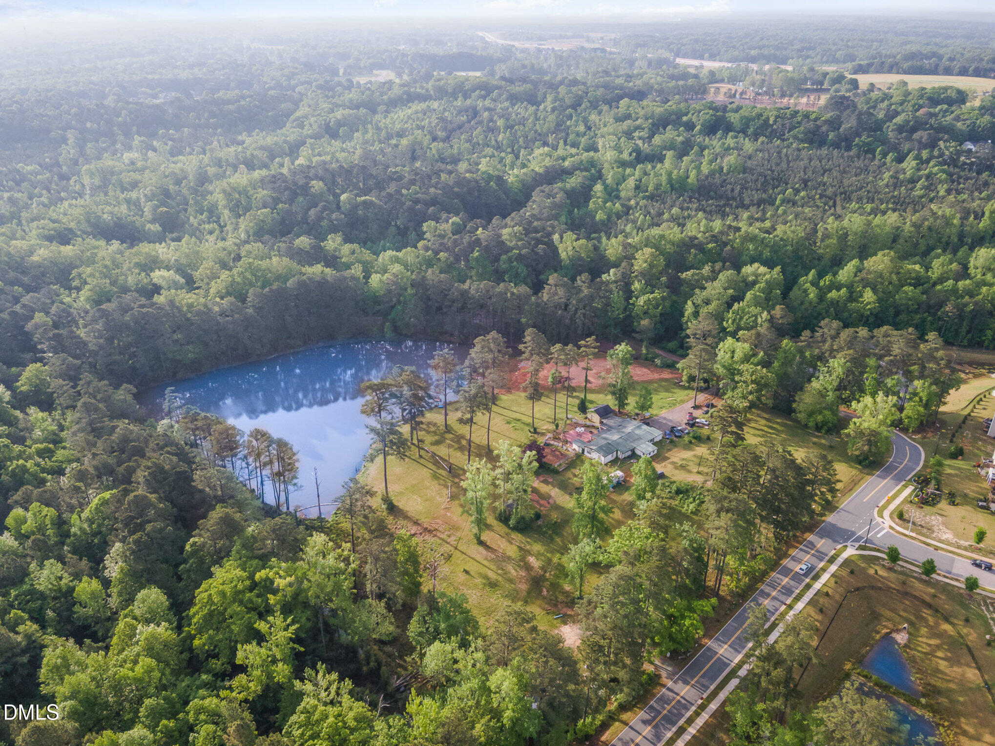 main property photo 10