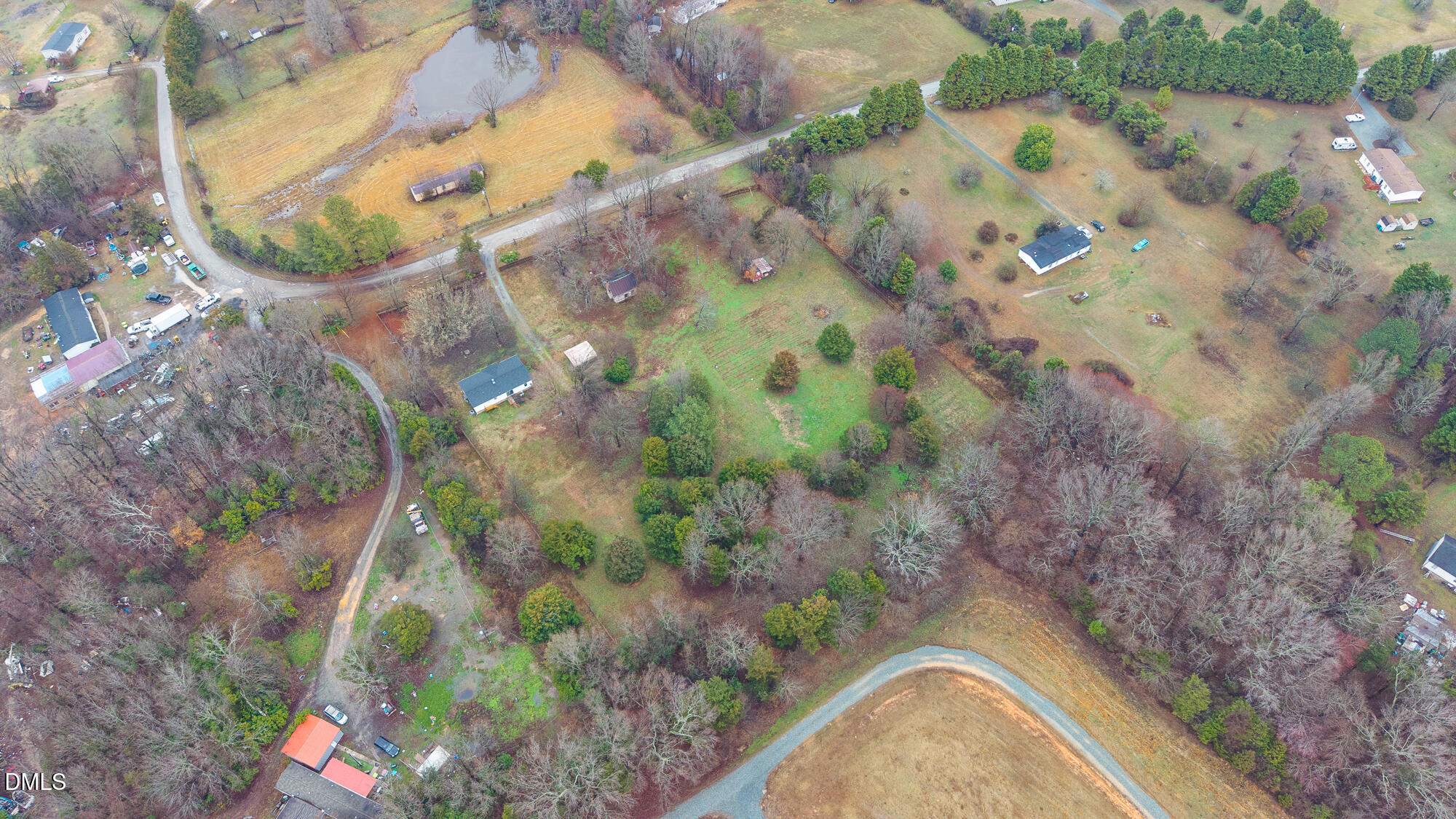 main property photo 45