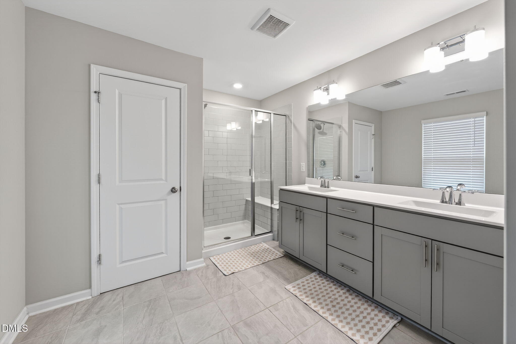 property viewer photo 19