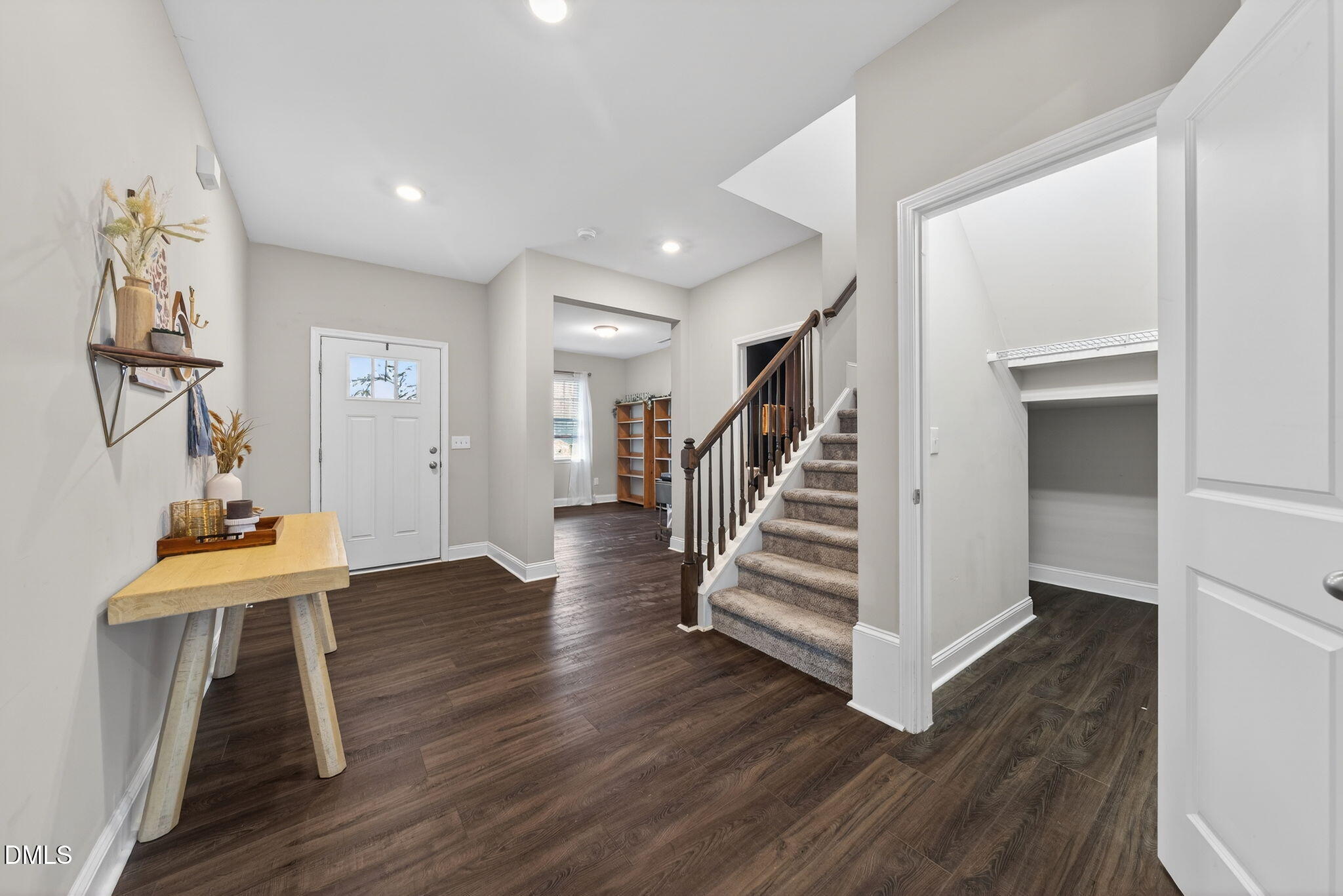 property viewer photo 3