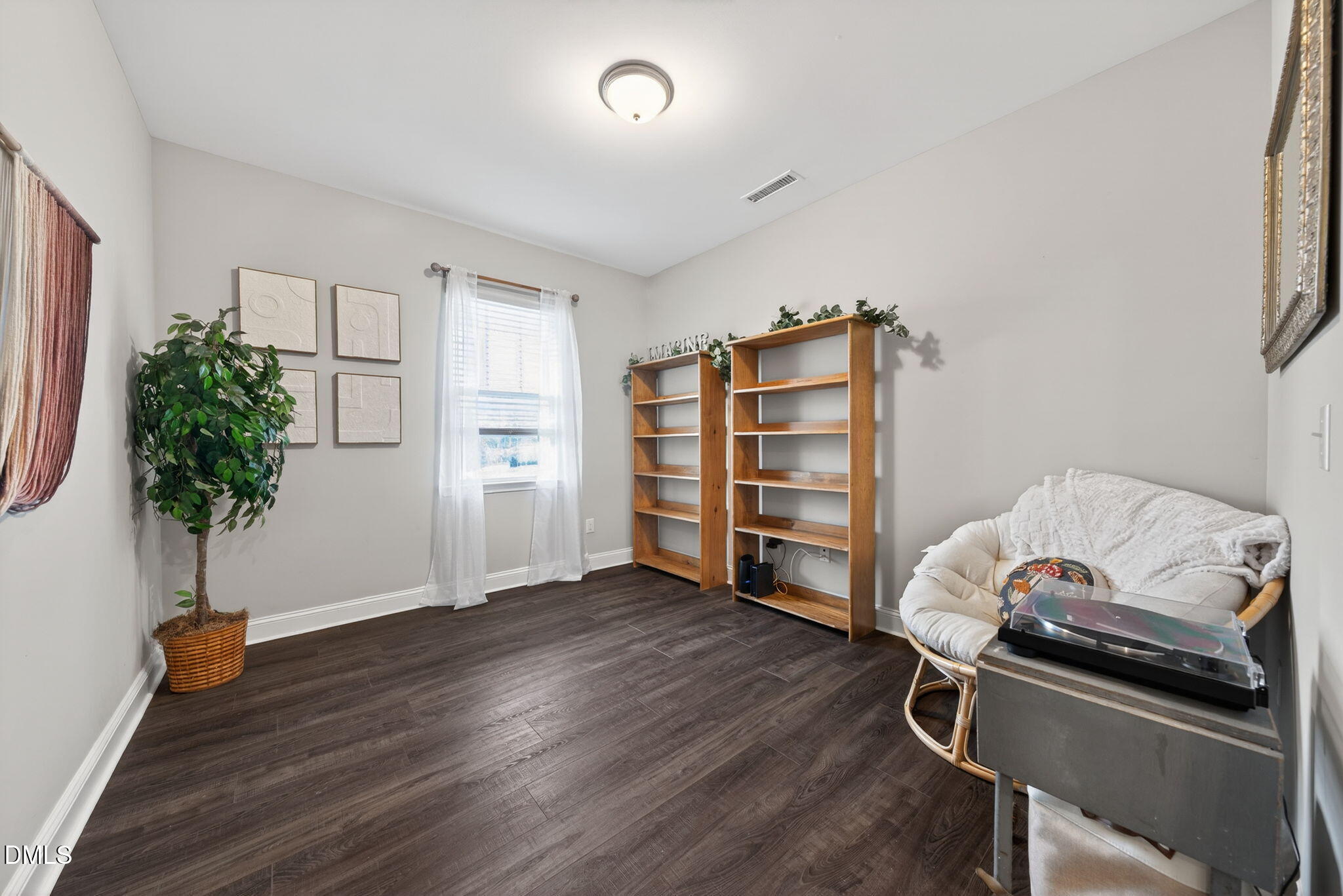 property viewer photo 4