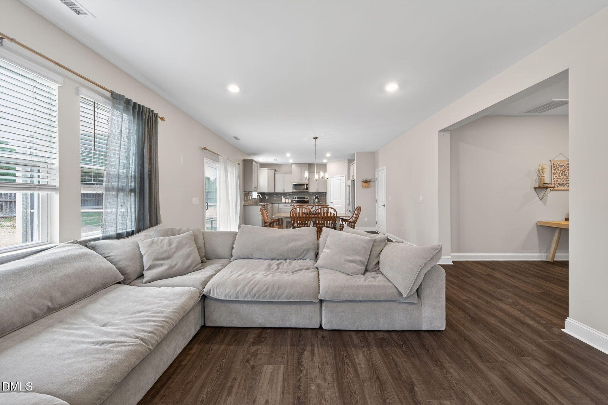property viewer photo 8