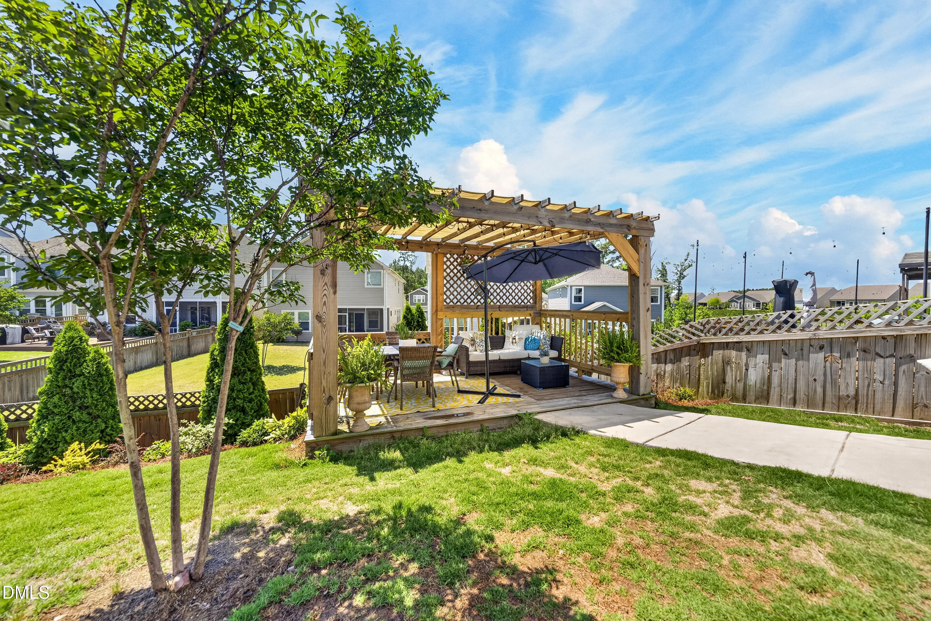 main property photo 45