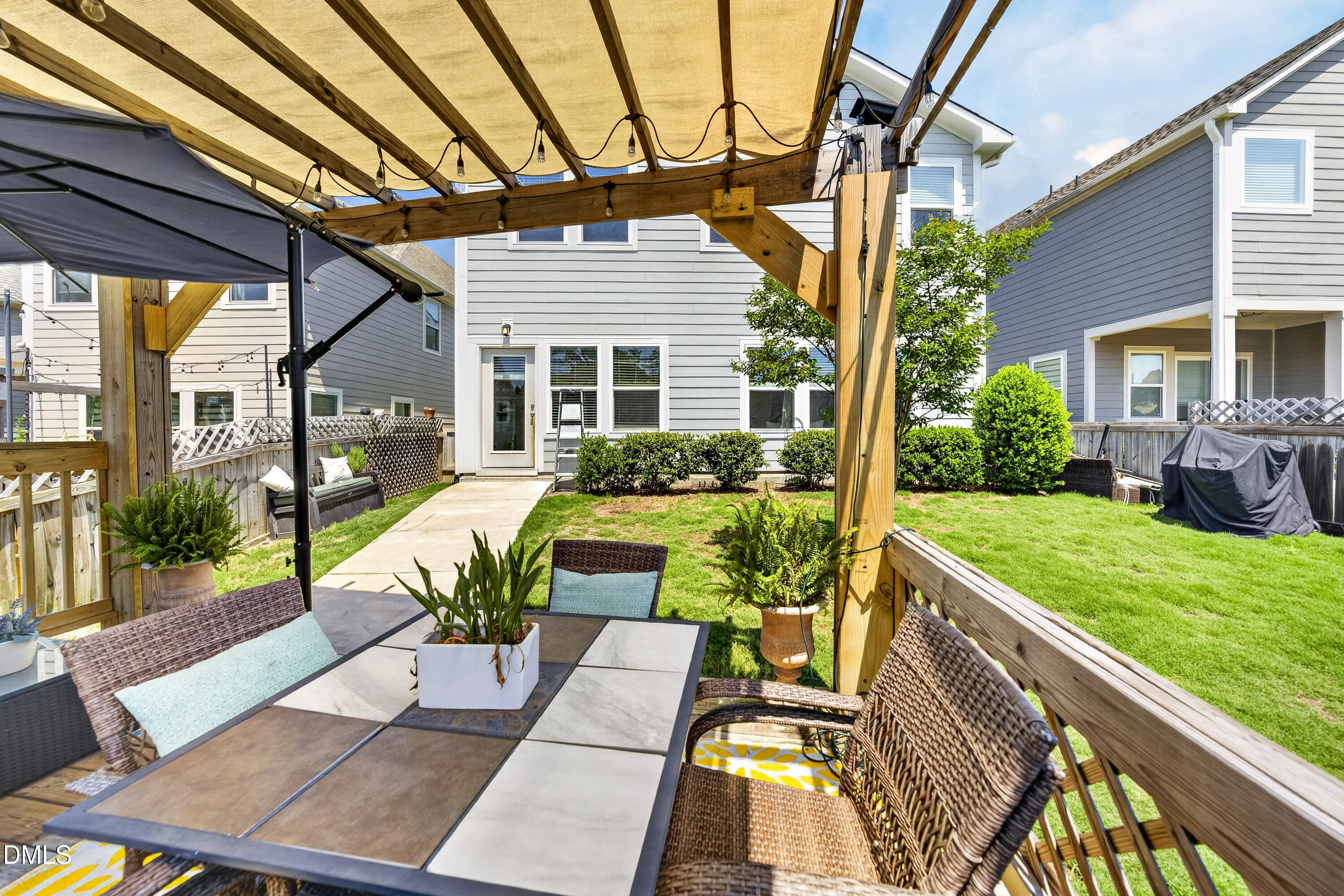 main property photo 80