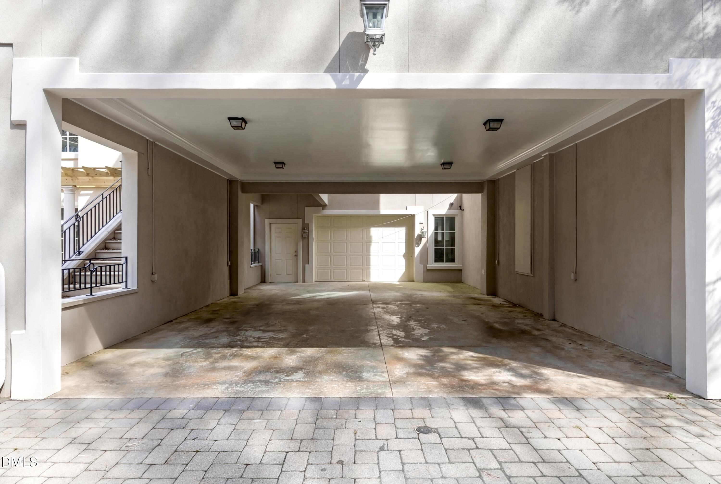 main property photo 78