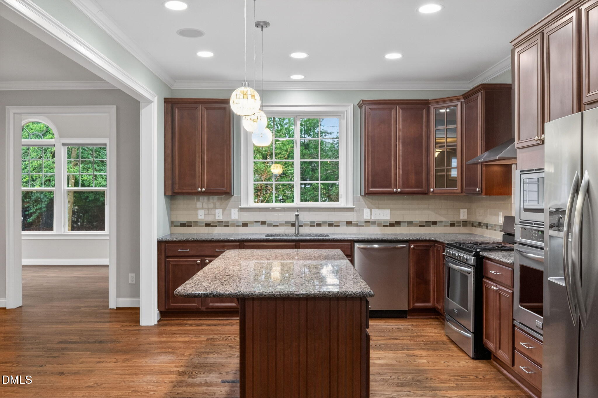 main property photo 22