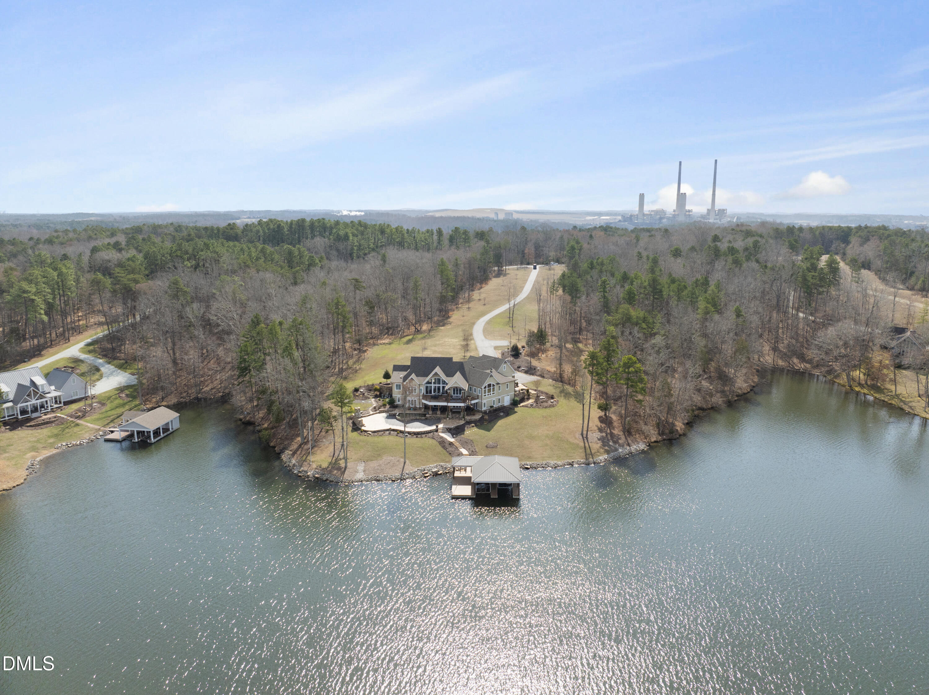 main property photo 18