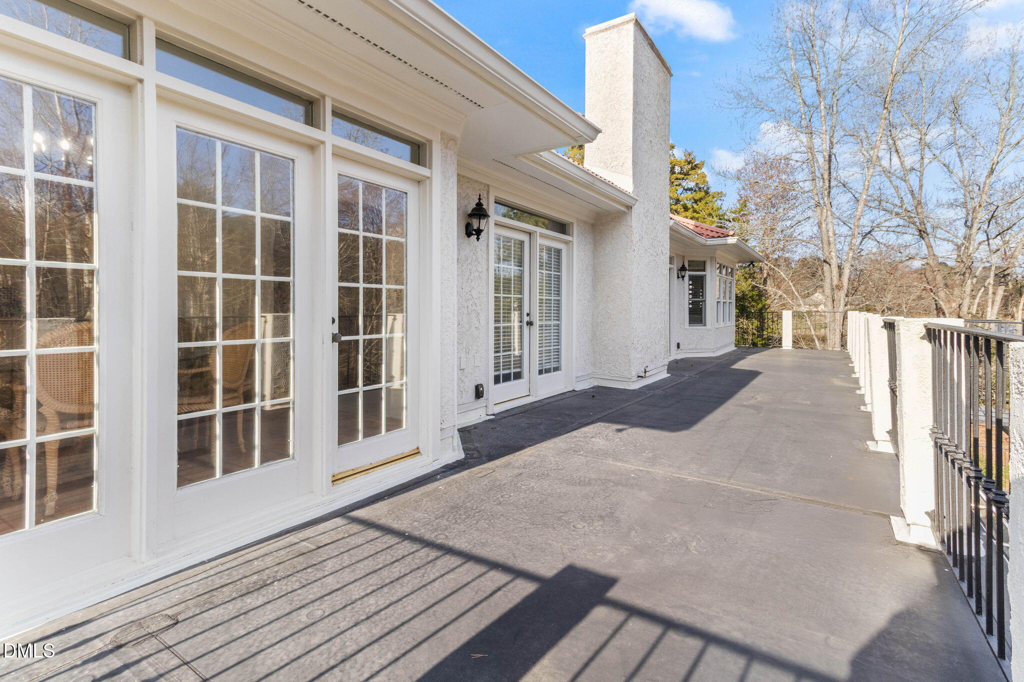 main property photo 41